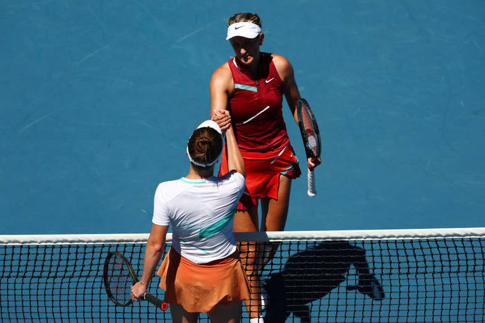 Свитолина без шансов уступила Азаренко в третьем круге Australian Open, взяв всего два гейма — Корреспондент.net
